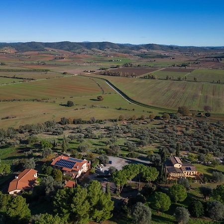 Agriturismo Buratta Фонтебланда Экстерьер фото